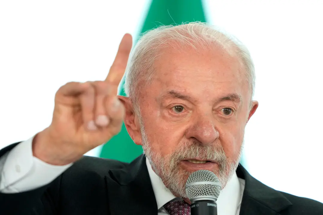 Aumento de 15% no Bolsa Familia foi anunciado, elevando o valor de 600 para 691 reais a partir de outubro para quase 20…