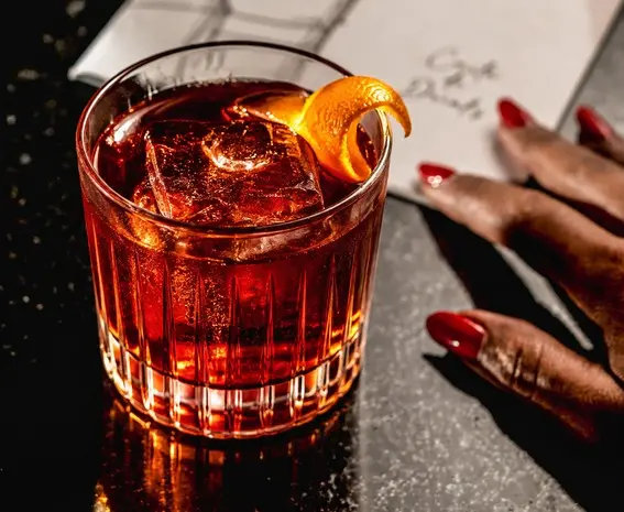 Ella Pizzaria no Jardim Botânico celebra Negroni Week de 15 a 27 de setembro: compre dois Negronis e ganhe uma entrada …