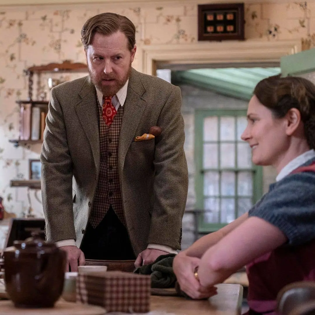 Samuel West, ator de All Creatures Great and Small, tentou entrar na produção antes de falecer aos 90 anos. Achei que é…