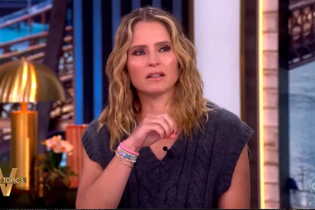 Sara Haines faltou na transmissão ao vivo do The View por um motivo que ela revelou como brutal. O peso da vida, às vez…
