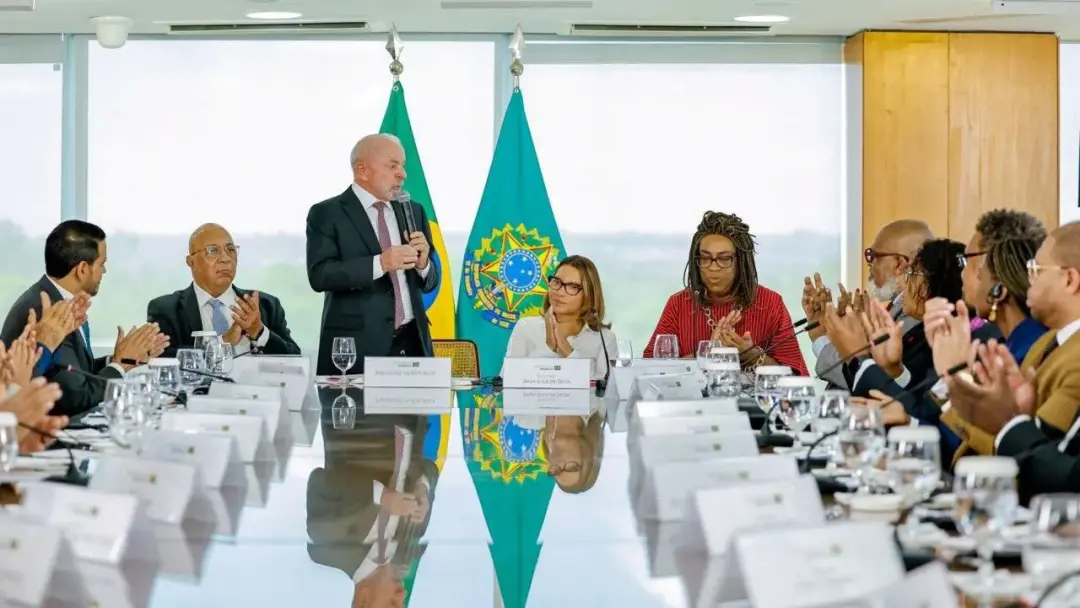 Lula falou que a Igreja Católica perde espaço para as evangélicas porque não ordena mulheres como bispos e padres. A pa…