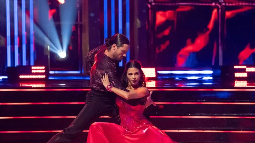 Jenna Dewan e Val Chmerkovskiy fizeram um tango na estreia do DWTS e receberam nota 19 em 30. Entender a pontuação é re…