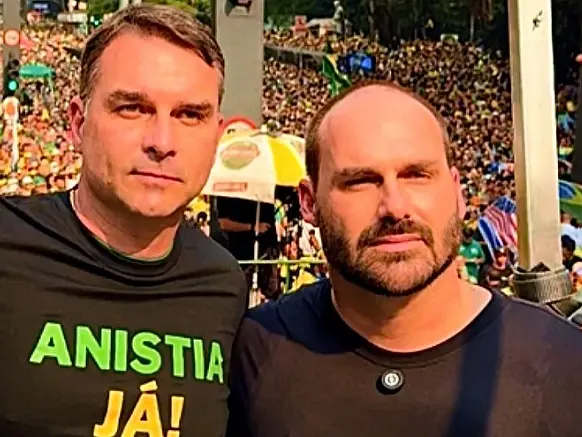 Renato Bolsonaro disse que Flávio PL tem perfil mais calmo e moderado, diferente do Jair Bolsonaro, e que isso muda o p…