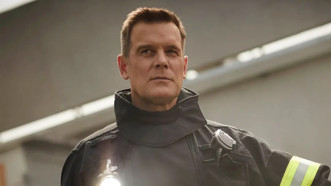 Peter Krause, ator de 9-1-1, tem novo show na NBC com um estilo de contar história diferente. Essa abordagem incomum po…
