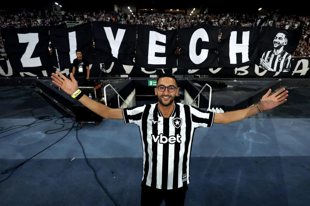 Ziyech busca visto de trabalho para regularizar situação no Botafogo, com chance remota de jogo contra Mirassol. É prec…