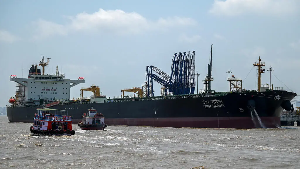 Índia avisou Washington que novas tarifas dos EUA sobre compra de petróleo russo podem afetar laços bilaterais. A press…