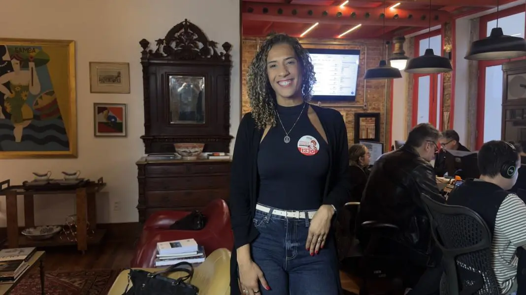 Anielle Franco, jornalista e vôlei, candidata a deputada federal pelo PT com o número 1330, defendendo o legado de Mari…
