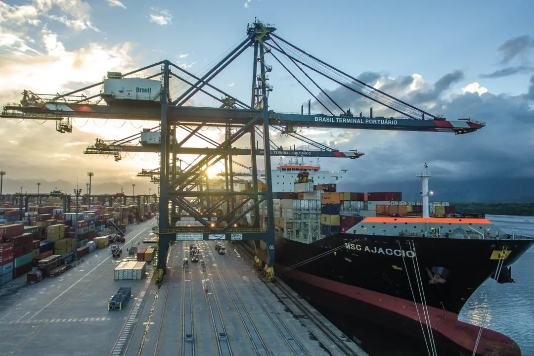 Porto de São Sebastião pode receber R$ 3,8 bilhões em investimento para ser alternativa a Santos. A modernização de ber…