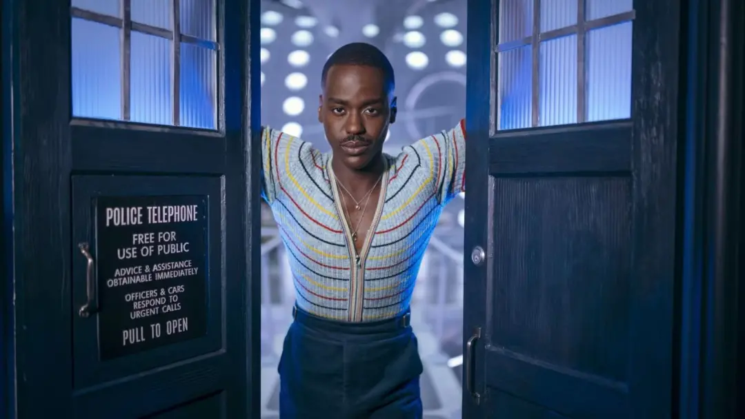 Davies se afastou de Doctor Who, o especial de Natal de 2026 foi cancelado e a BBC colocou a série em licitação. Isso c…