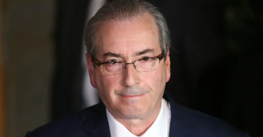 TRE-MG manteve a inelegibilidade de Eduardo Cunha até fevereiro de 2027, rejeitando os embargos de declaração. É uma si…