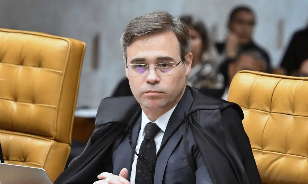 Ministro André Mendonça disse que não tem nada a temer sobre o impasse do caso Master no STF. Ele afirmou que continuar…