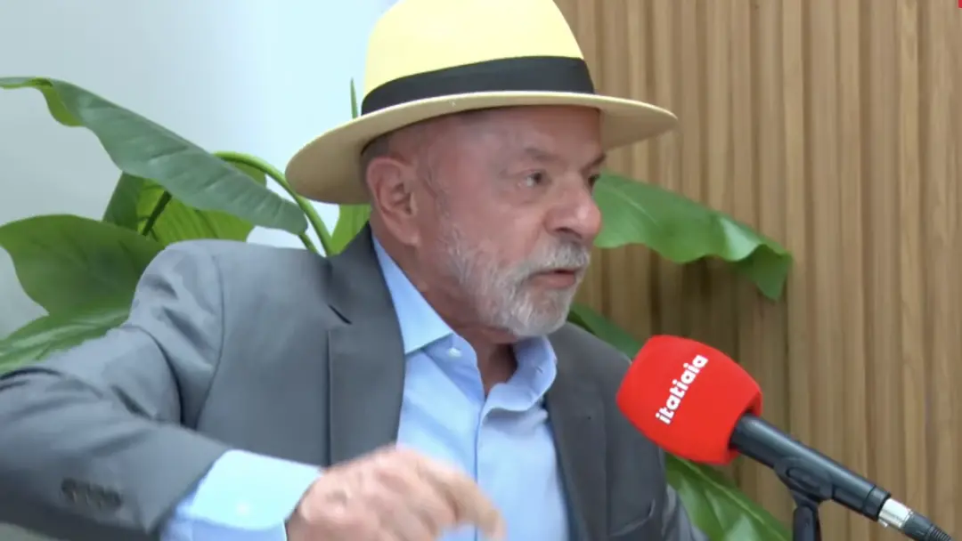 Mendonça usando o cargo para política, Lula declarou na entrevista à Rádio Itatiaia. O uso do cargo para denúncia selet…