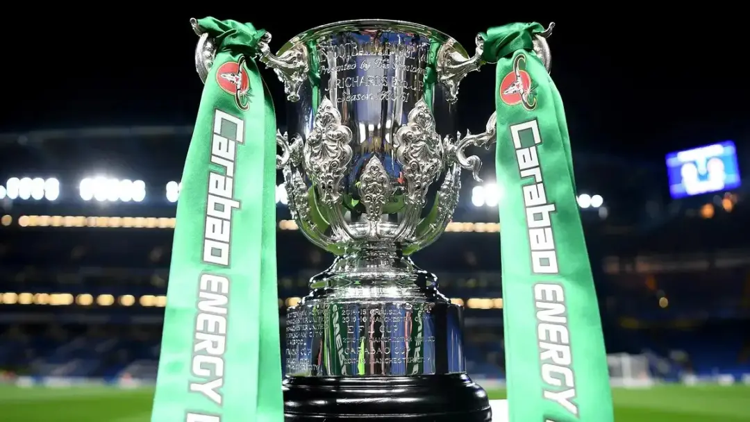 Manchester City segue vivo na Carabao Cup, defendendo o título, e o Arsenal também está na competição na fase de 16 equ…