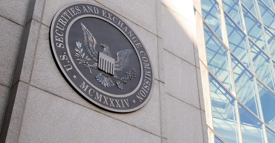 SEC dos EUA cria isenção temporária de cinco anos para negociação de ações tokenizadas. Isso abre um caminho para a era…