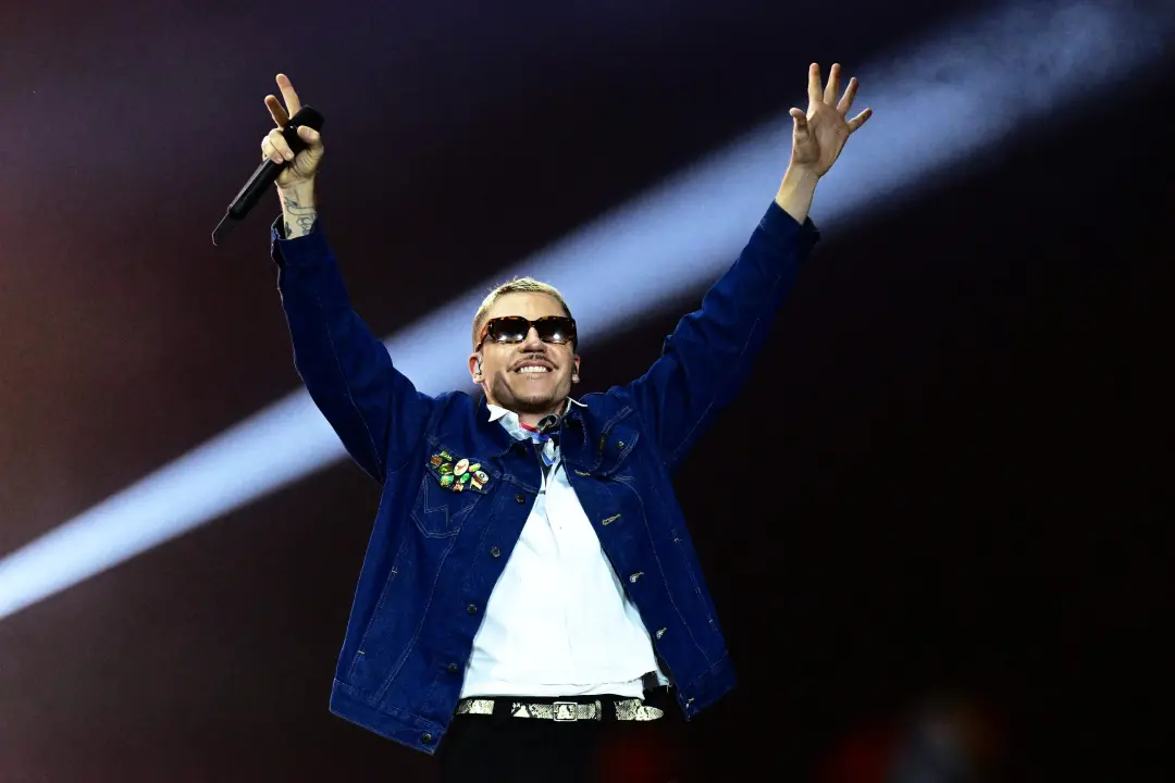 Hind's Hall, música de Macklemore, teve salto de 693% em streaming na segunda após ser retirado da Loop Tour do Sheeran…