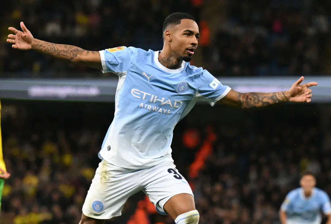 Manchester City levou quatro a zero no Norwich City e Allan, ex-Palmeiras, marcou seu primeiro gol na Copa da Liga Ingl…
