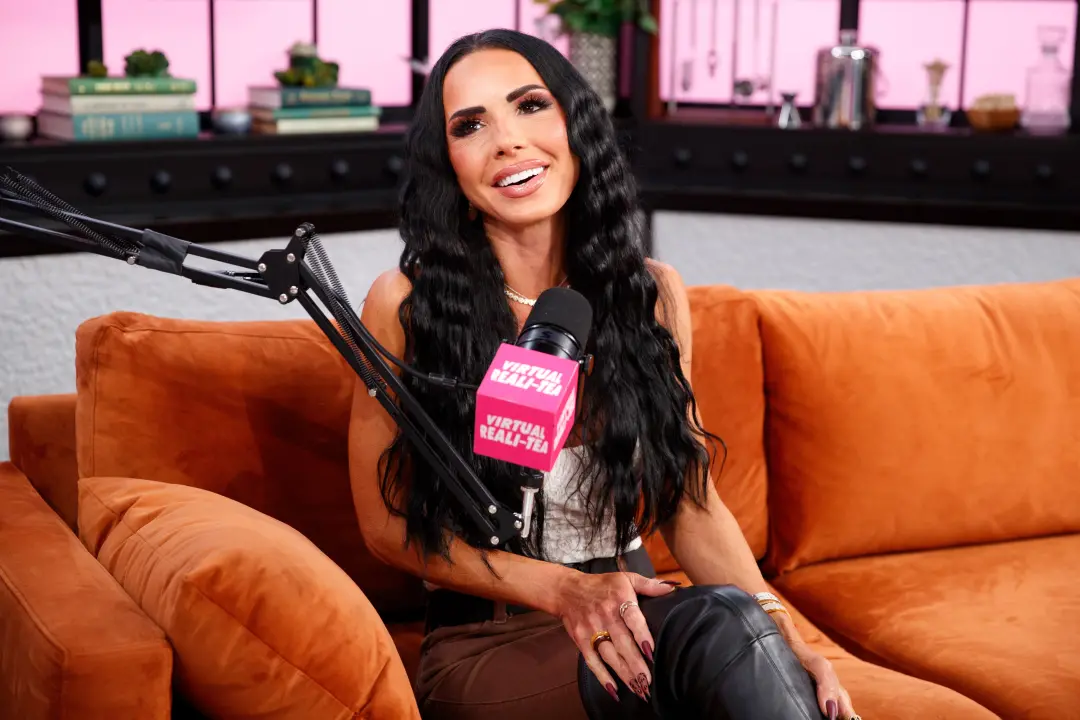 Carmella Garcia confirmou o término de dez anos com Danny Hampel. É duro ver um ciclo se encerrar assim, sendo que o te…