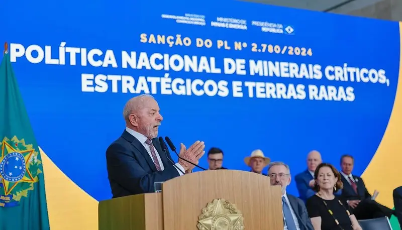 Lula disse que a proposta dos EUA sobre minerais críticos não foi discutida e não será, sendo um documento antigo. É in…