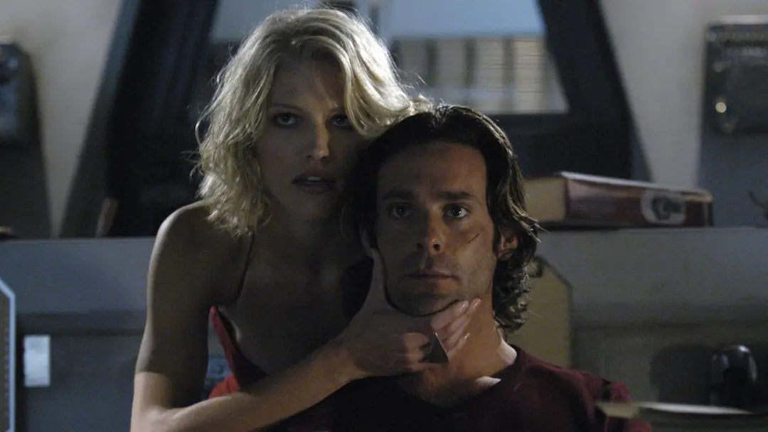 Battlestar Galactica, antes vista como a maior ópera espacial, perdeu essa posição por um show que recebeu 95% de aprov…
