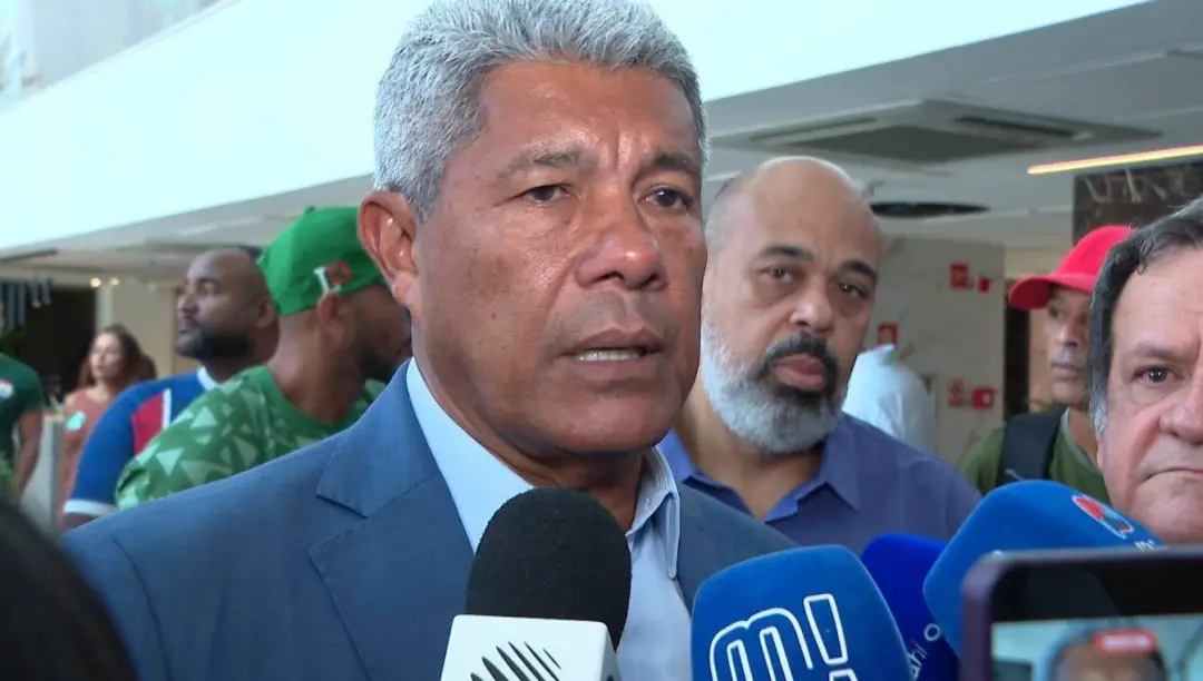Jerônimo Rodrigues fala em Salvador sobre aumentar orçamento para turismo na Bahia e parcerias com o governo federal. É…