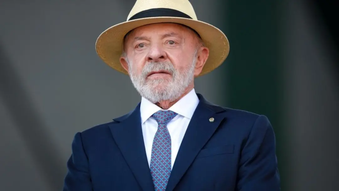 Mais de 100 artistas e intelectuais lançaram um manifesto apoiando a reeleição de Lula e cobrando mais estratégia na po…