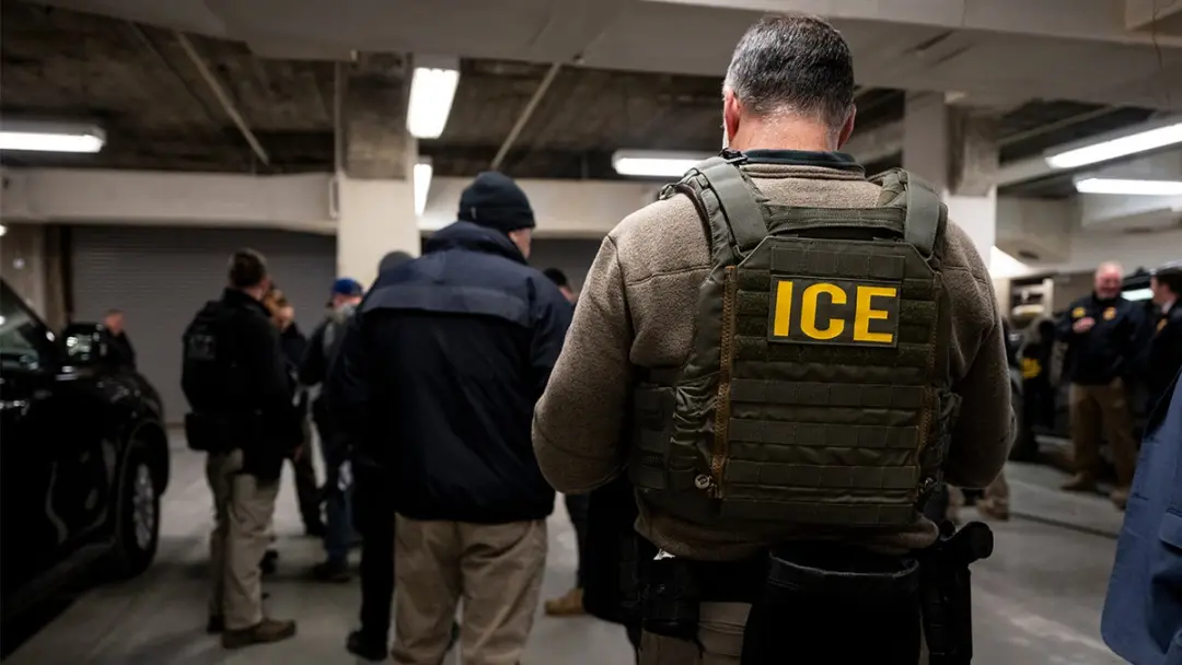 53% dos eleitores registrados dizem que a fiscalizacao de imigracao do governo Trump foi longe demais. Isso mostra que …