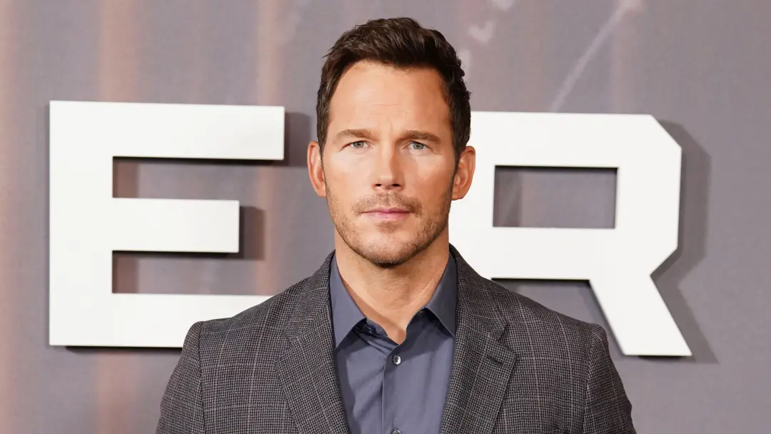 Chris Pratt está fazendo um filme de ficção científica de 303 milhões de dólares bombar no streaming dez anos depois. É…