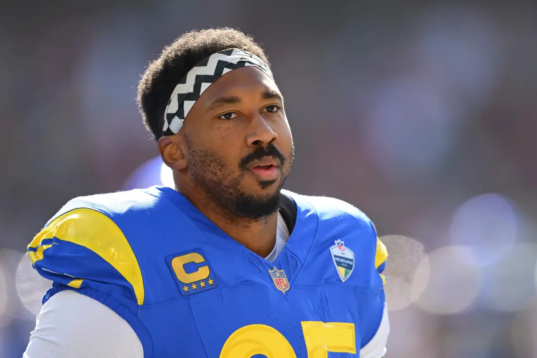Myles Garrett foi colocado em reserva de lesão pelos Rams, ficando fora por pelo menos quatro jogos. Um procedimento no…