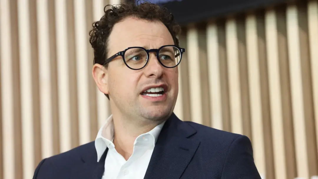 Anthropic está divulgando três métricas para acompanhar o ritmo de desenvolvimento em IA, depois que o CEO Dario Amodei…