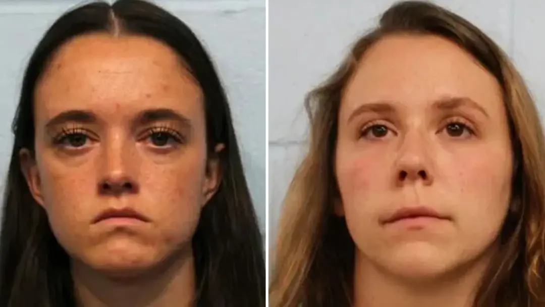 Dois professores de quinta série em uma escola básica de Wisconsin foram condenados por crimes sexuais envolvendo aluno…