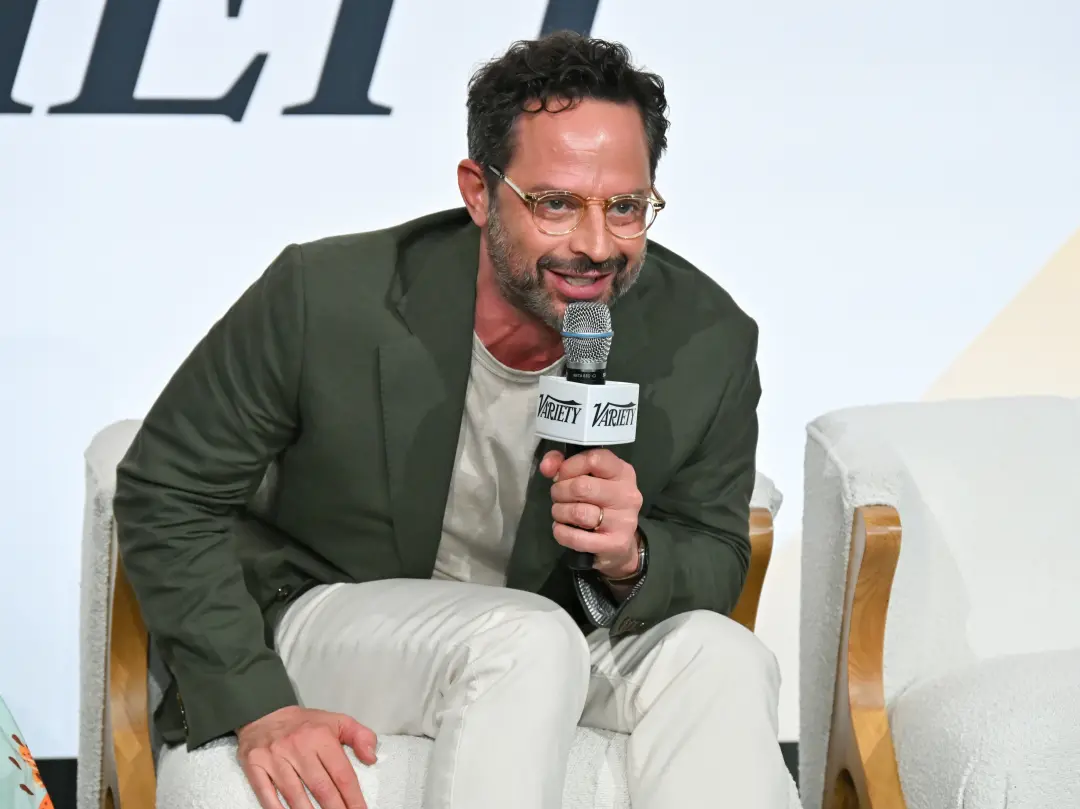 Nick Kroll falou sobre a serie A Hundred Percent ser uma carta de amor para Los Angeles e que a comunidade de producao …