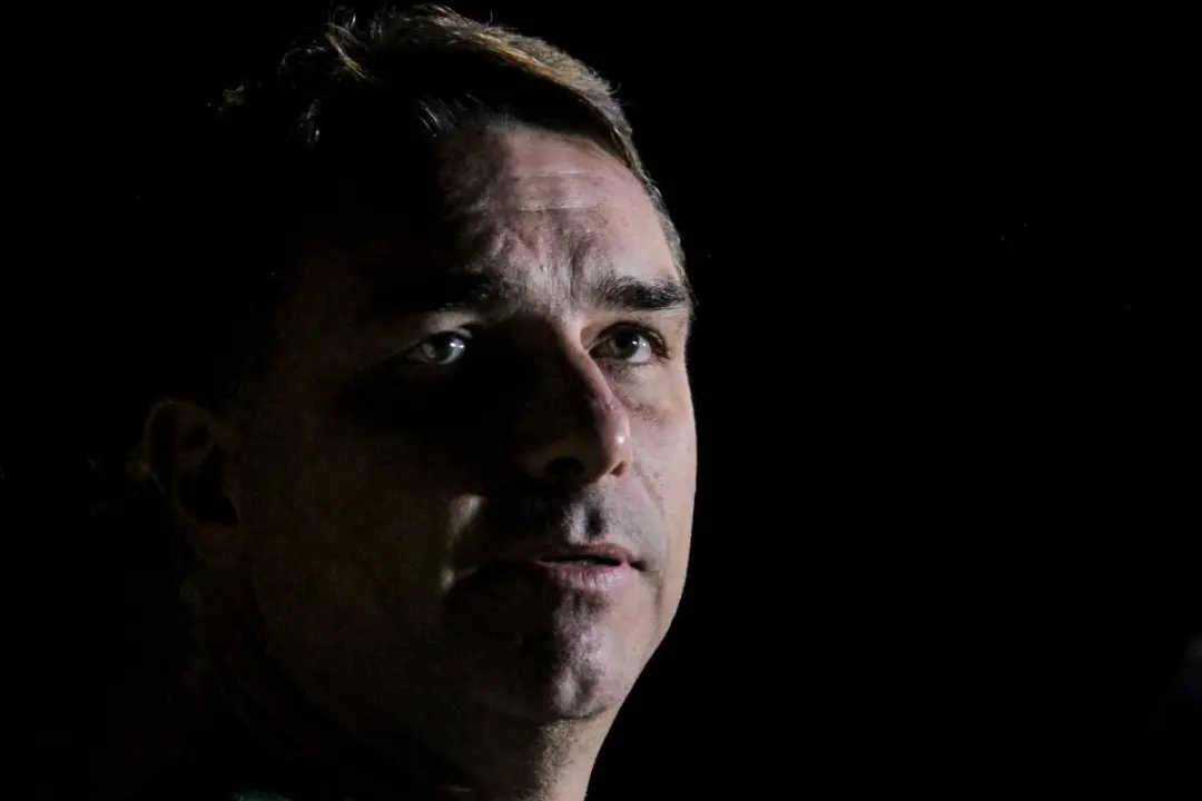 Bolsonaro usou bônus de R$ 200 no Auxílio Brasil e distribuição a taxistas em 2022, e o STF invalidou parte disso em 20…