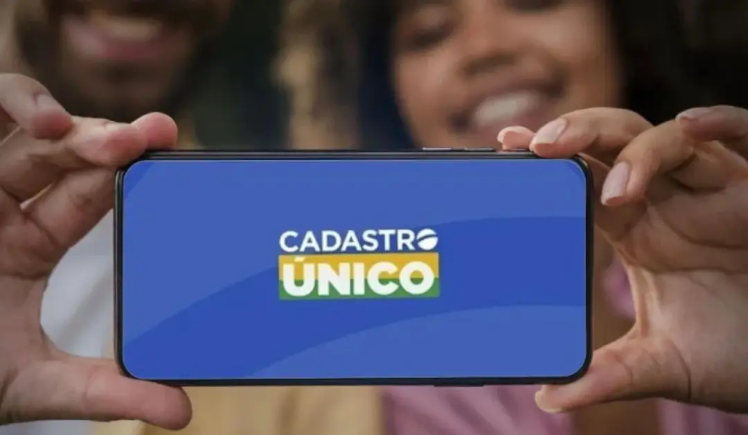 O Cadastro Único estabeleceu que a entrevista domiciliar pode ocorrer em áreas externas da residência, como varanda ou …