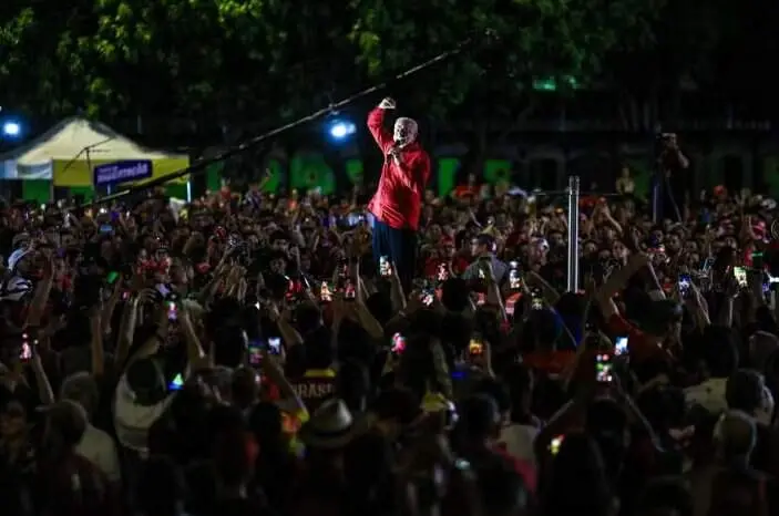 Ceilândia, DF, foi palco de Lula pedindo aos eleitores que não votem nas candidatas da direita ao Senado. Ponderando os…