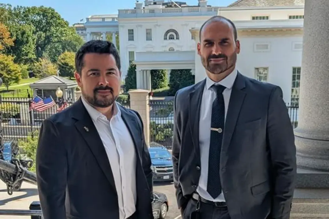Eduardo Bolsonaro disse que o STF pode não reconhecer vitória do Flávio Bolsonaro e que os EUA podem sancionar os minis…