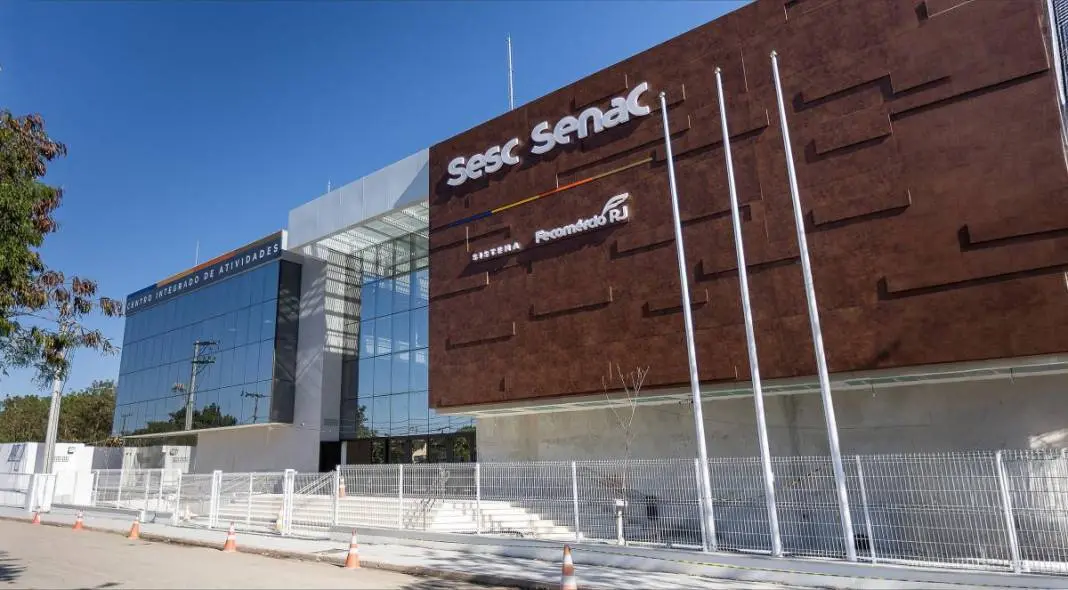 Rio das Ostras ganha o Centro Integrado Sesc Senac, começando segunda com programação gratuita. Ampliar acesso à cidada…