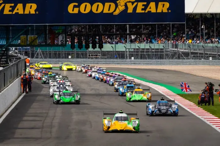 Silverstone, Inglaterra, teve o European Le Mans Series com ingressos a partir de 35 libras para o fim de semana. O ace…