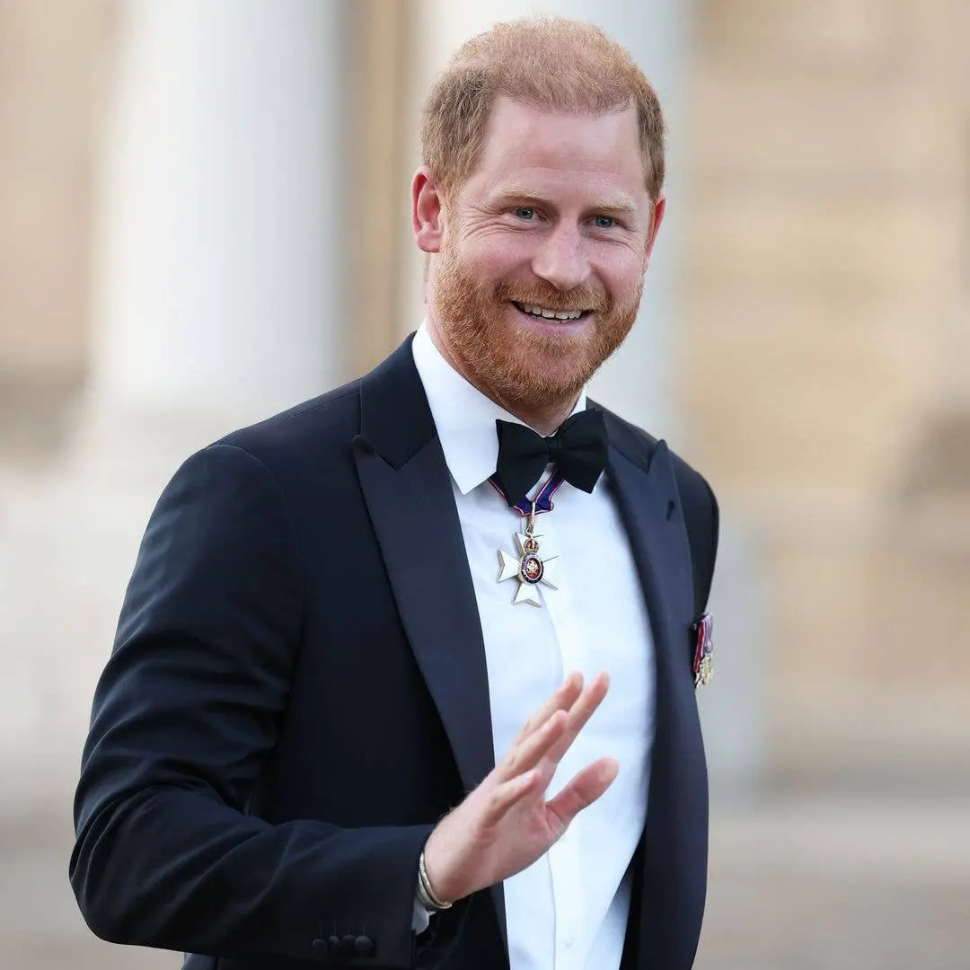 Prince Harry saiu para entrevista no Old Royal Naval College, em Greenwich, quando já passava das onze da noite. Aquele…