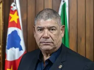 Seis suspeitos de integrar o PCC foram identificados na operação contra Milton Leite, entre dezesseis alvos de prisão. …