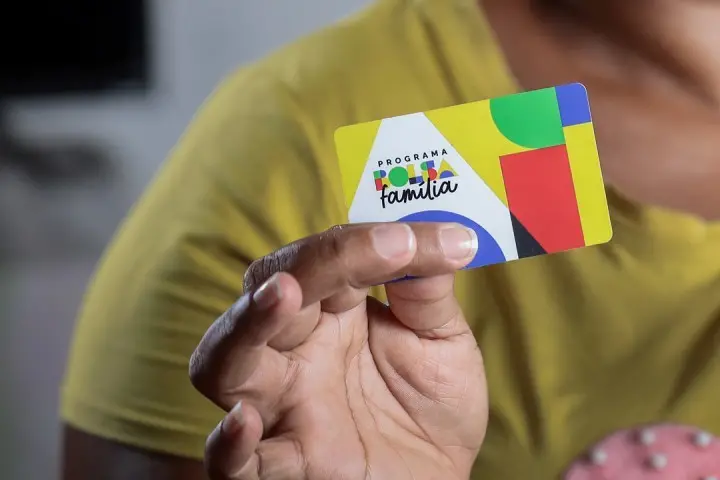 440 mil famílias ainda esperam na fila do Bolsa Família mesmo com o reajuste anunciado. É um retrato de que a política …