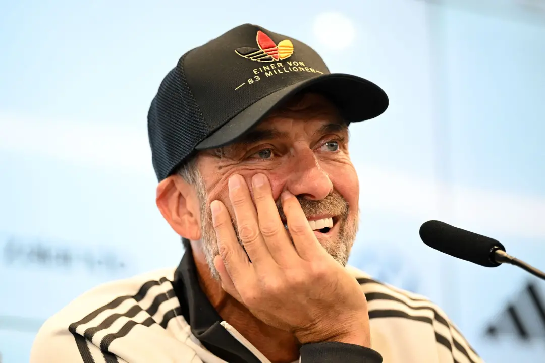 Quarenta e quatro nomes foram divulgados no primeiro anúncio de Klopp, com onze jogadores nunca chamados antes. É inter…