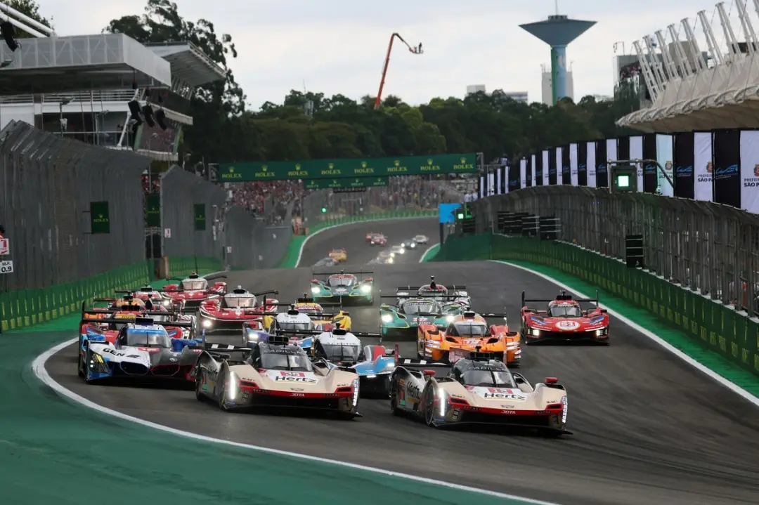 FIA confirmou que o acordo com o ACO para o Campeonato Mundial de Resistência segue até o fim de 2027. Após rumores de …