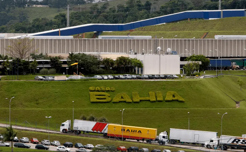 Casas Bahia aprovou emissão de notas comerciais totalizando cerca de R$ 368 milhões. Isso mostra que a empresa tá busca…