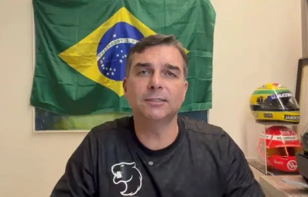 Flávio Bolsonaro desautorizou Zé Trovão por tentar barrar o reajuste de 15,04% do Bolsa Família no TSE. Isso mostra com…