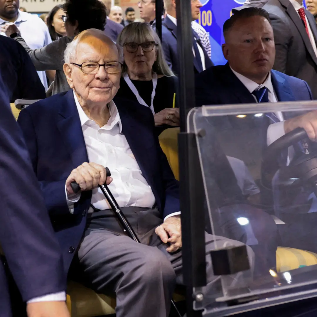 Warren Buffett deixa de ser o presidente da Berkshire Hathaway, passando a gestão para o filho dele. O empresário de 96…