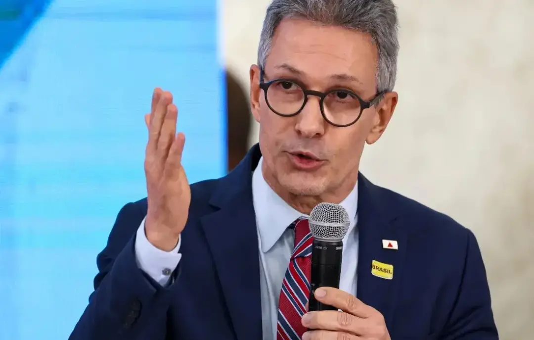 Zema disse que pode se afastar da política se não for eleito presidente. Parece que ele tá pensando em encerrar o ciclo…