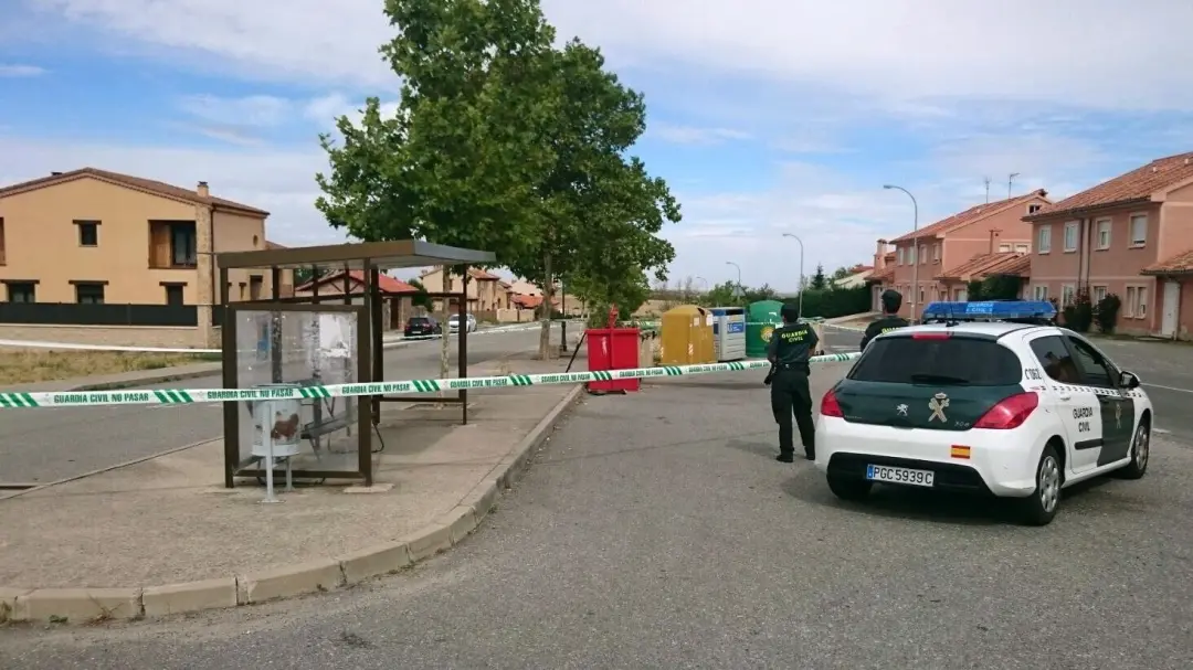 Segovia, Espanha. Um homem de 25 anos foi detido por guardar o corpo do pai, de 71 anos, em um armário por um ano e mei…