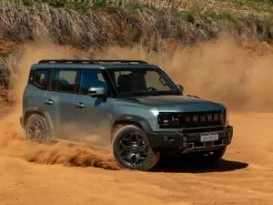 Jetour T2 chega com proposta de luxo e capacidade 4x4 em um preço que compete com modelos premium. A ambição de quem bu…