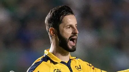 Paredão do Remo vive auge aos 38 anos, se inspirando em Fábio para falar sobre jogar aos 44. A longevidade no esporte é…