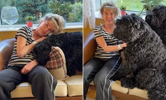 Beverley Callard, 69 anos, diz estar se sentindo morta de cabeça enquanto espera resultados da biópsia por causa do cân…